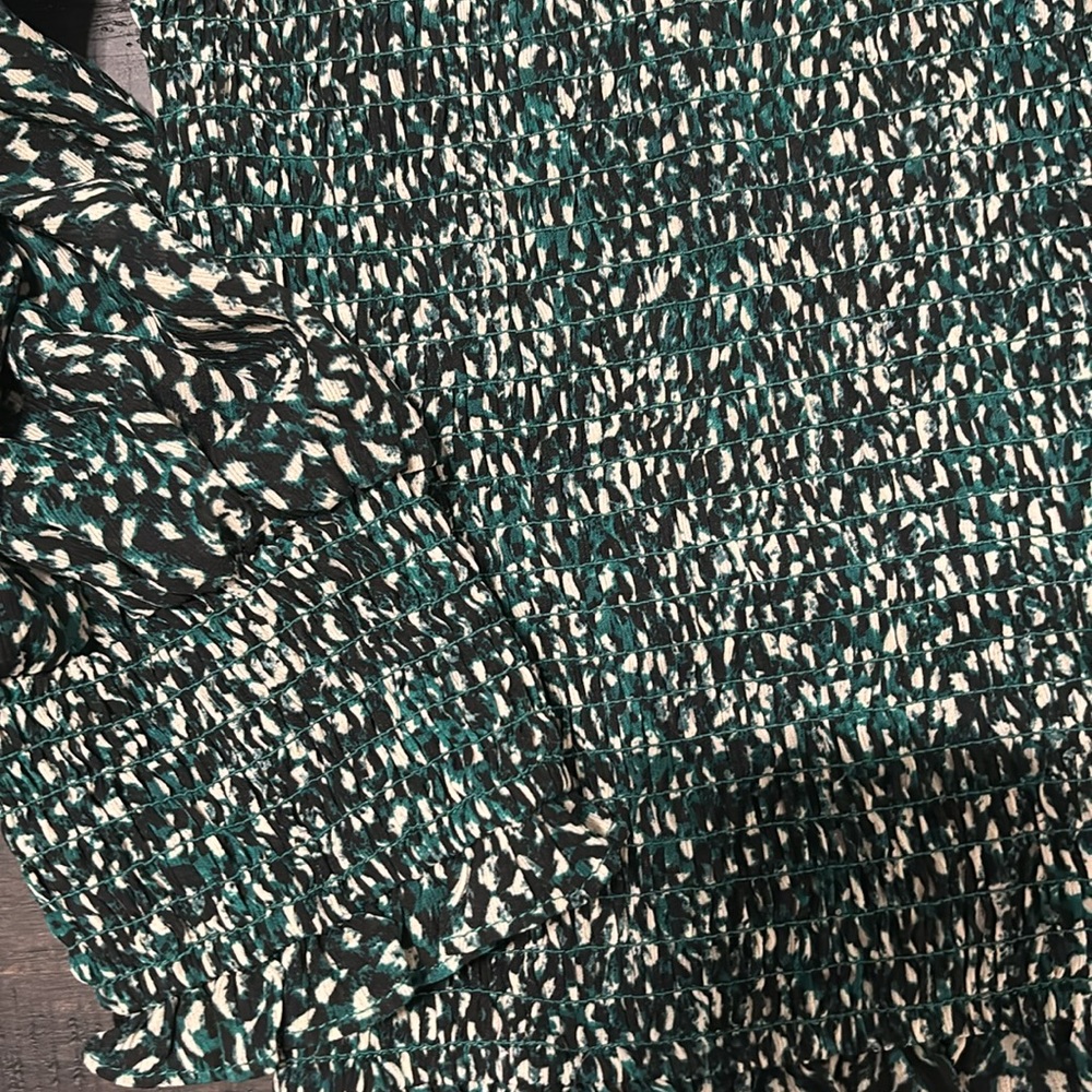 Express size small. - Picture 3 of 3